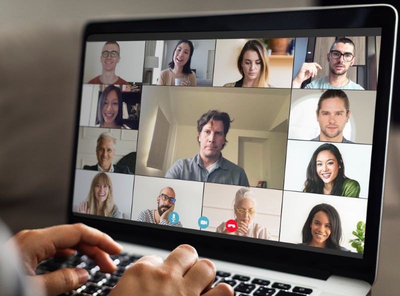 How Modern Webinars Build Lasting Audience Engagement Beyond Single Sessions